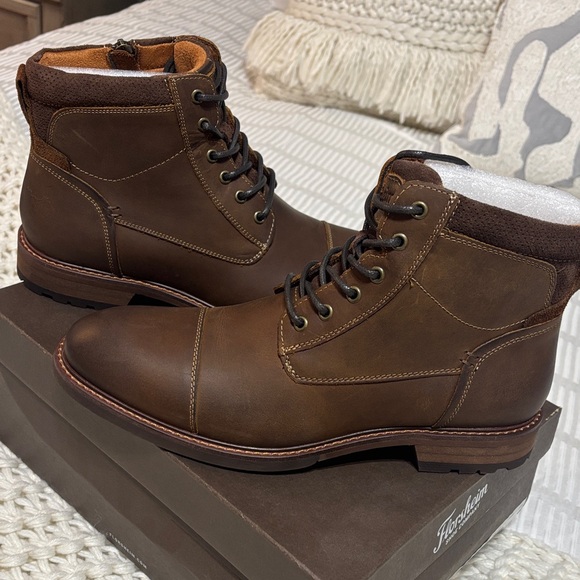 Florsheim Men's Brown Leather Boots - Picture 3 of 8